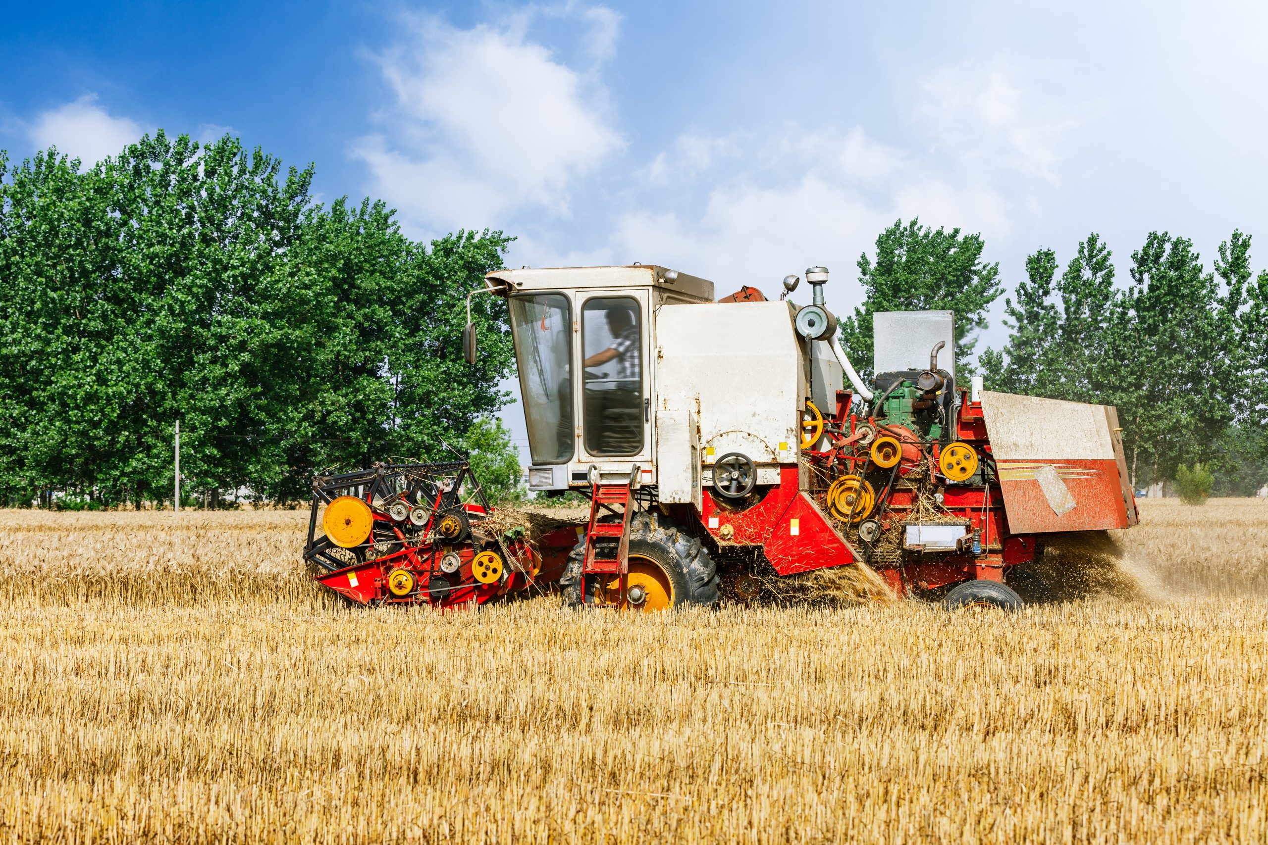 Agricultural machinery drivetrain