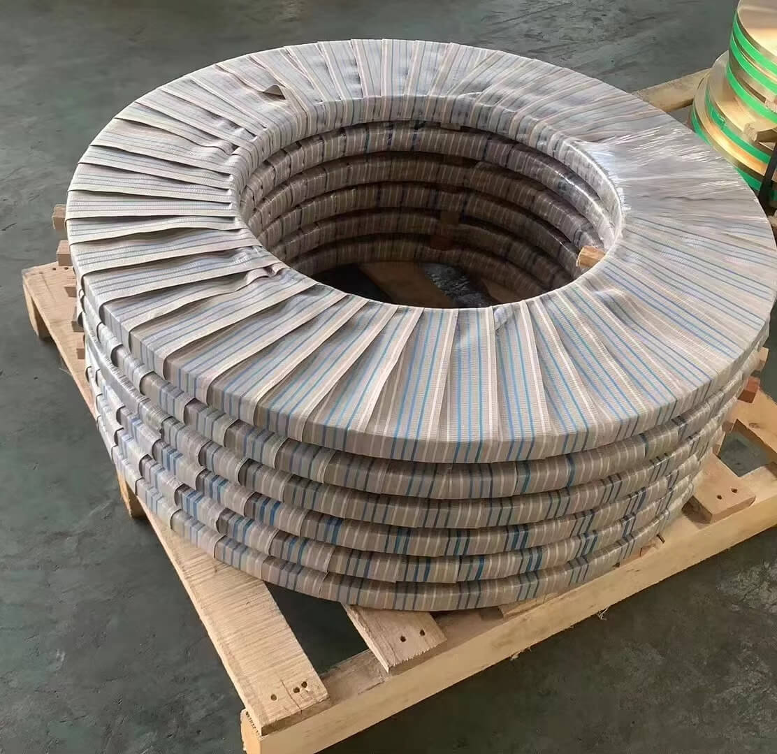 Gear tooth edge protection on pallet