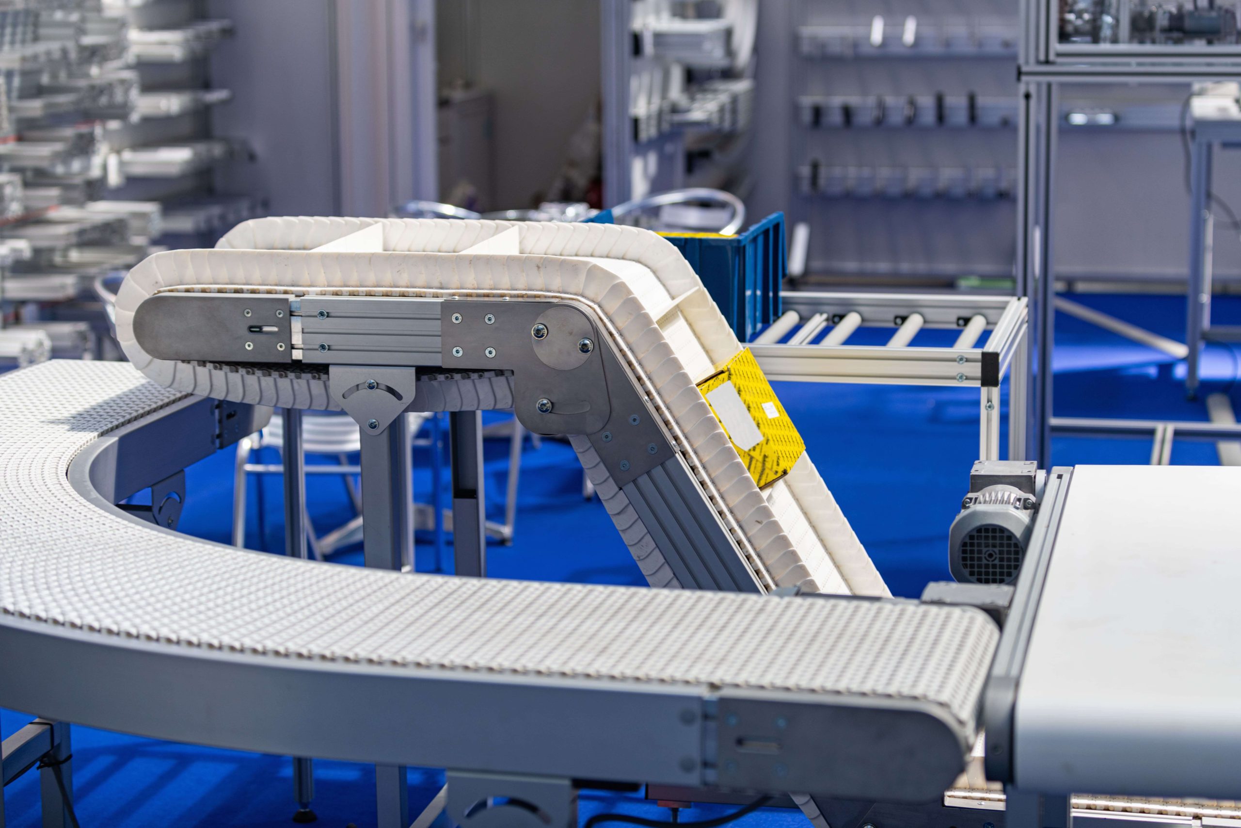 Automated guided vehicle drive